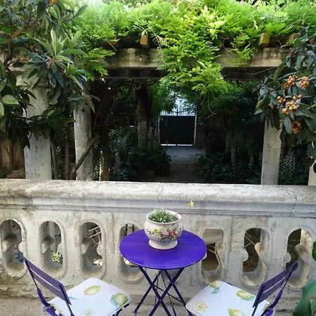 La Stella Bed & Breakfast 3*